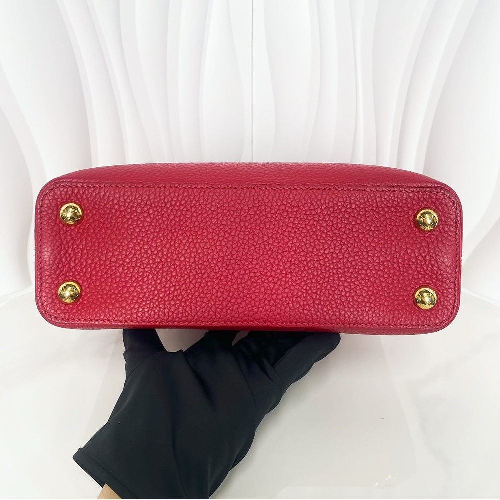 Louis Vuitton Red Grained Leather Capucines BB Bag - Picture 6 of 14